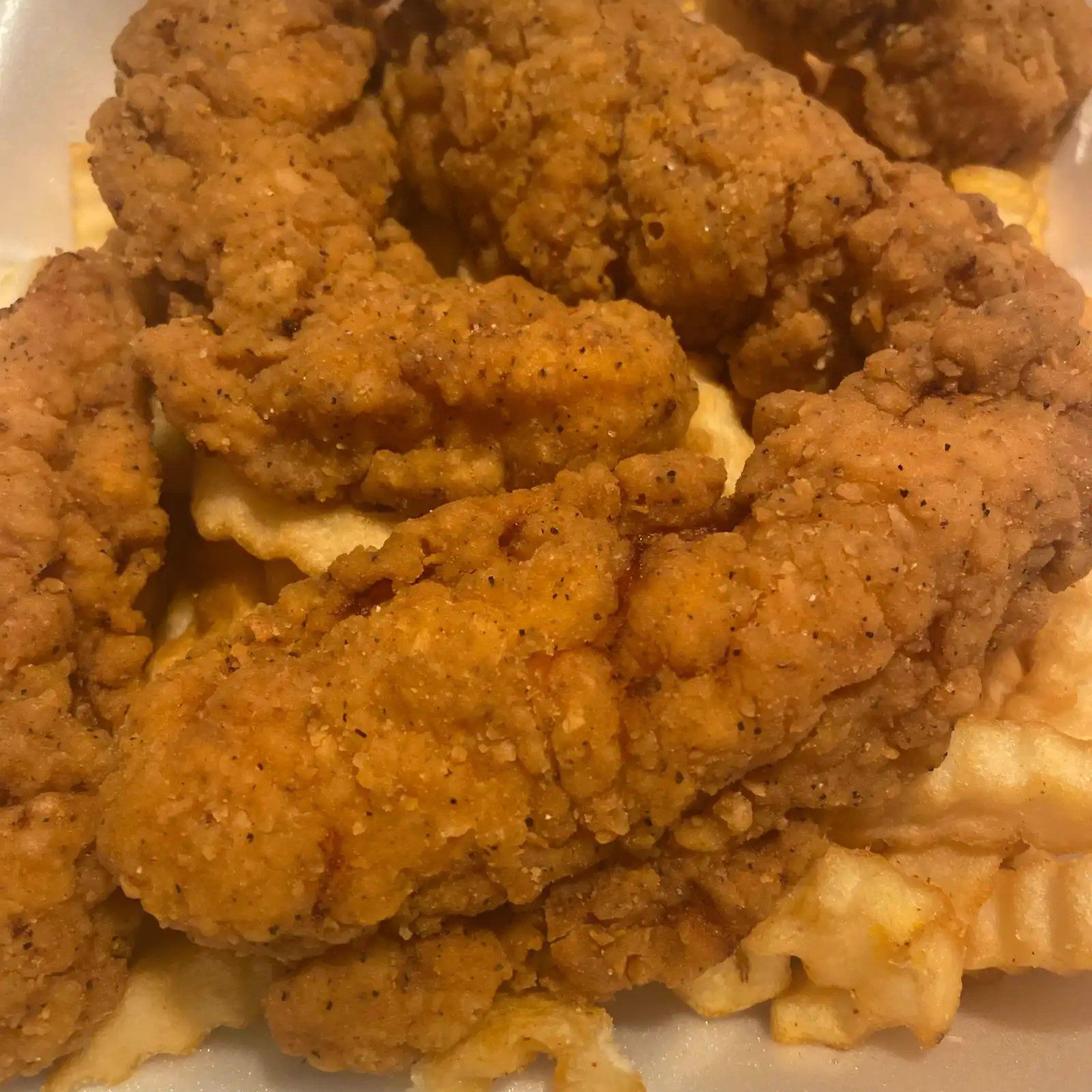 Chicken N Chips Basket.